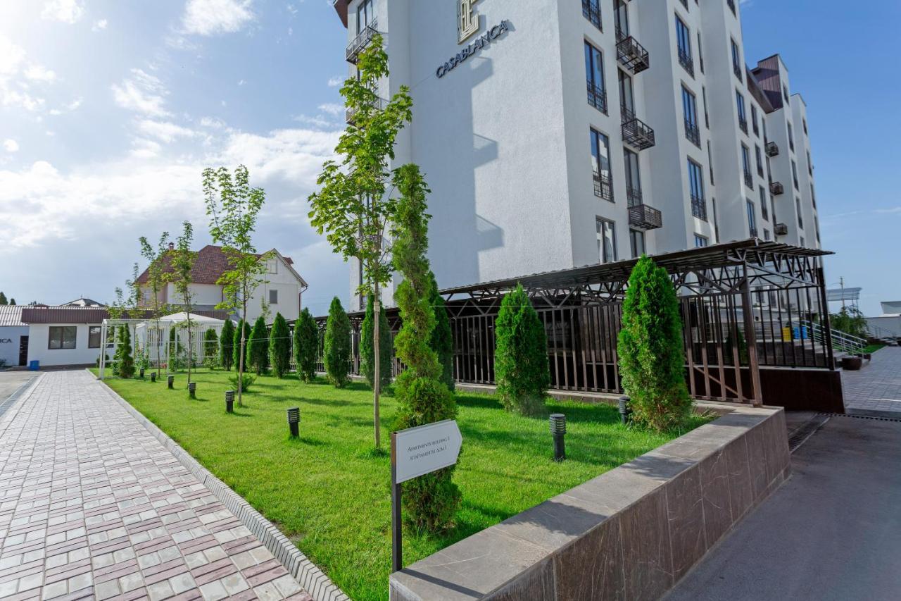 Casablanca Apart Hotel Бишкек Экстерьер фото