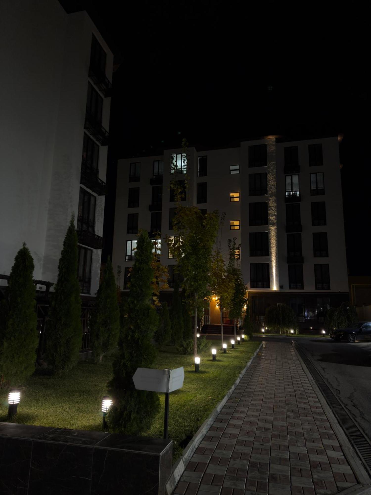 Casablanca Apart Hotel Бишкек Экстерьер фото