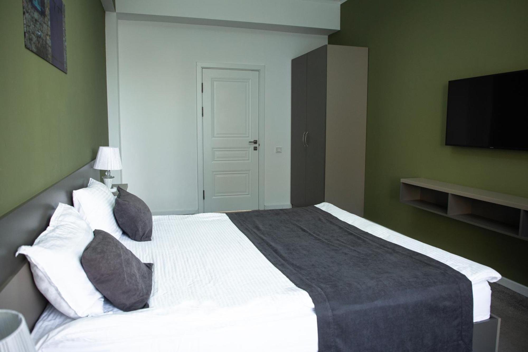 Casablanca Apart Hotel Бишкек Экстерьер фото