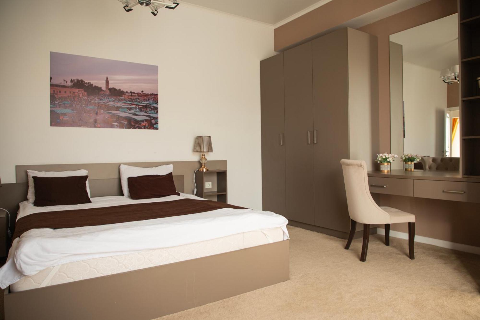 Casablanca Apart Hotel Бишкек Экстерьер фото
